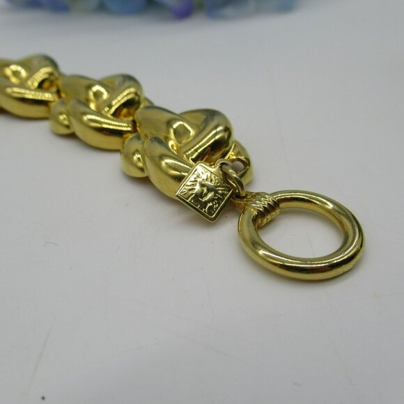 Anne Klein 1980s Golden Lovers Knot Link Bracelet 8" Long Toggle Closure - Picture 5 of 8